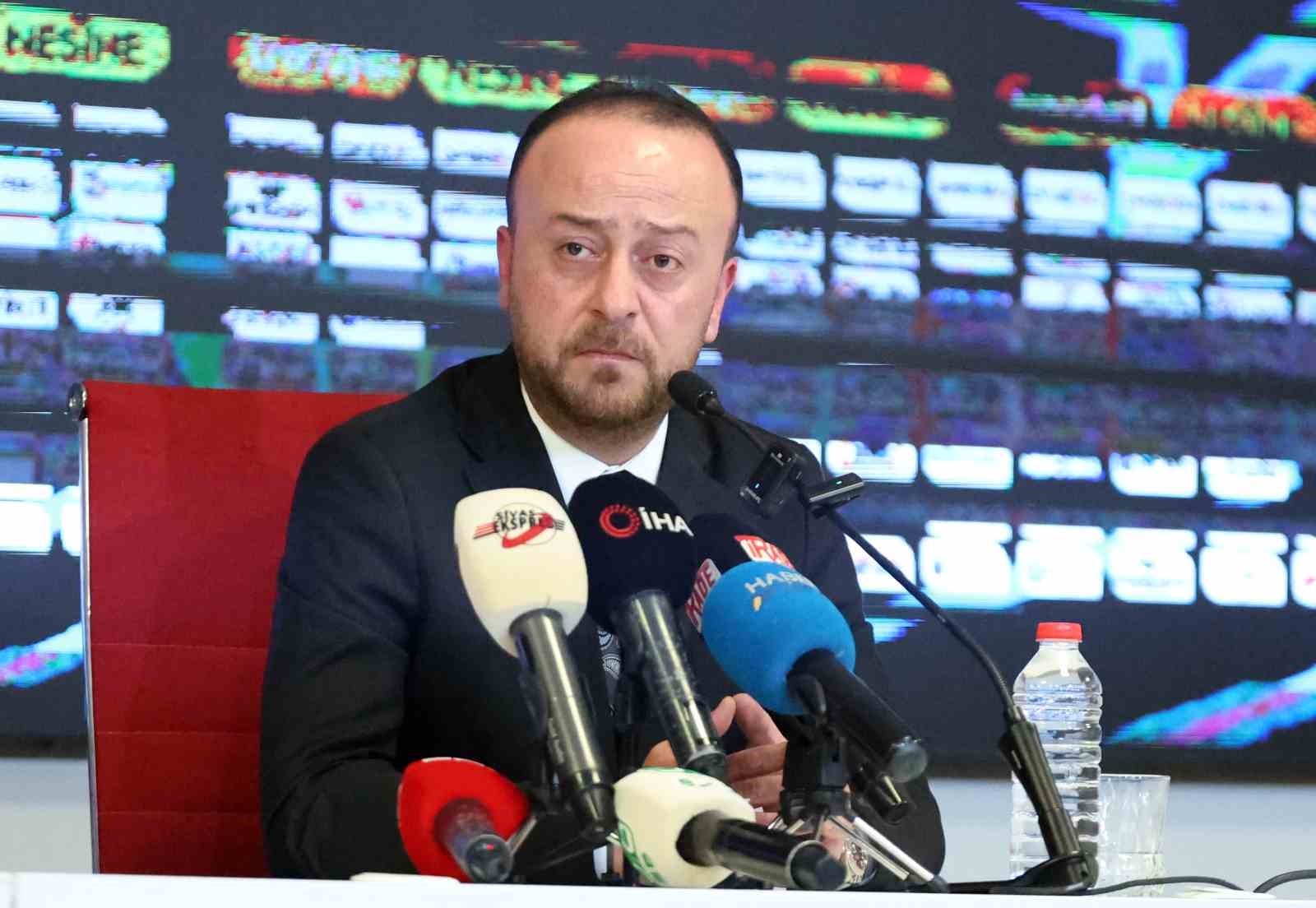 burak ozcoban kongrede aday degilim 2 TltzmD1P