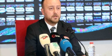 burak-ozcoban-kongrede-aday-degilim-iHUiEx6Y.jpg