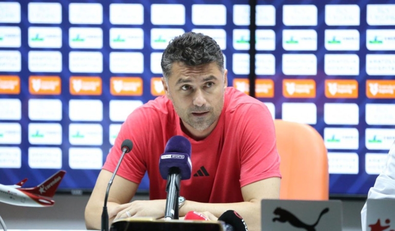 burak-yilmaz-bizim-buradan-bir-puanla-ayrilmamiz-cok-degerliydi-mDWqBlu2.jpg