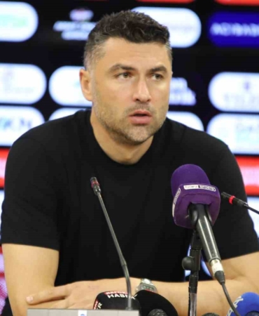 burak-yilmaz-bugun-uzulecegiz-ama-yarin-ayaga-kalkip-tekrar-onumuze-bakacagiz-RDUQHYmz.jpg