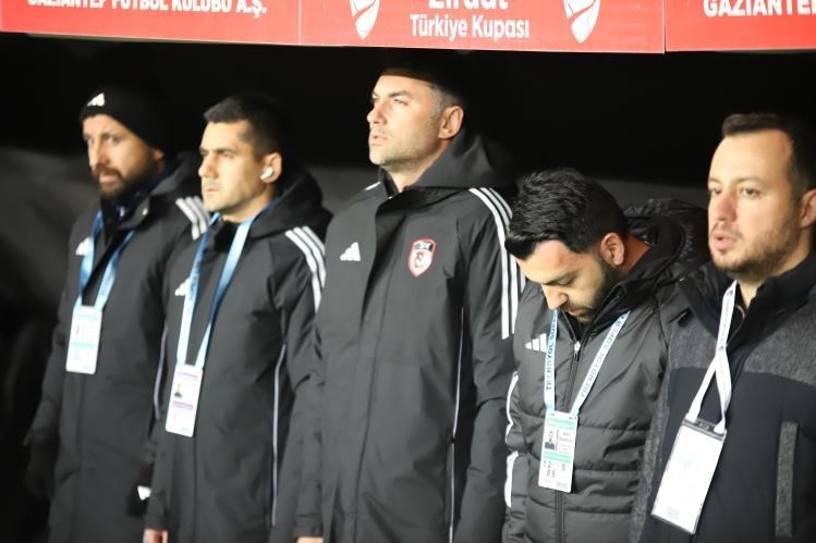 burak yilmaz futbol kamuoyu ve tum hakemlerimizden ozur diliyorum 3 tbLHBXvZ