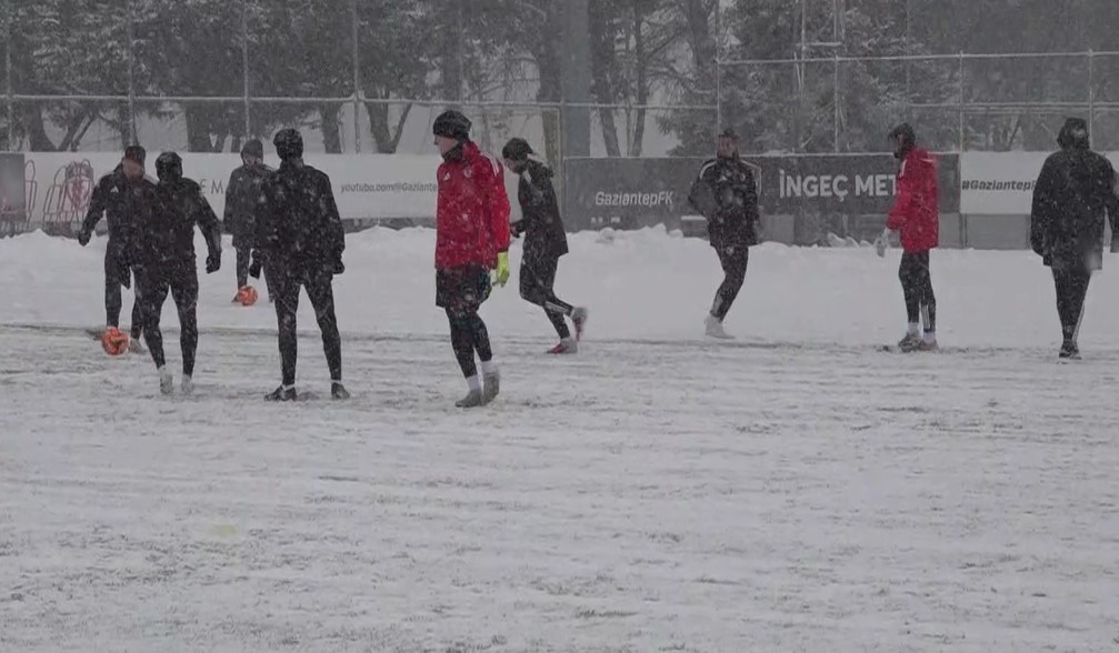 burak yilmaz galatasaray macinin guzelligi ve oz guveni bizim icin onemli 2