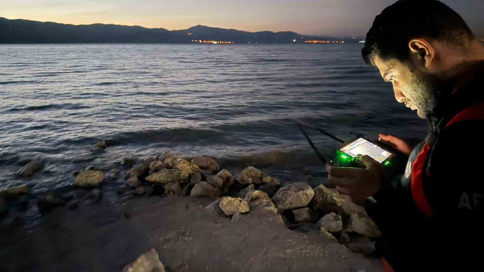 burdur golunde kano ile acilan 2 kisiden haber alinamiyor 0 G41PnXQM