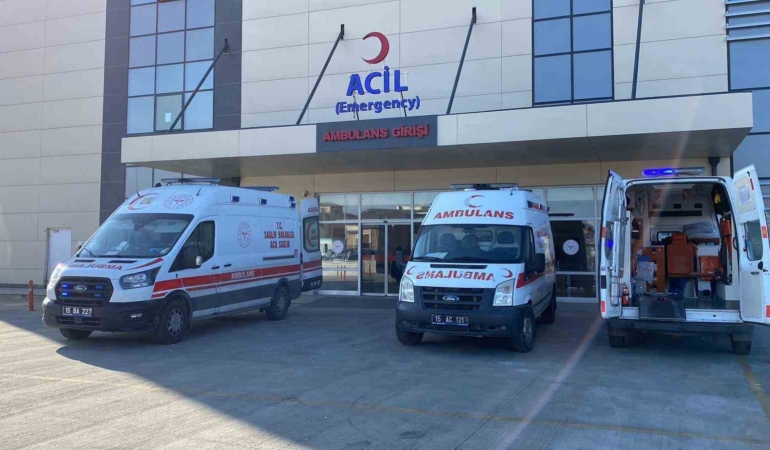 burdur-seker-fabrikasinda-yuksekten-dusen-isci-hayatini-kaybetti-QpQVT8yO.jpg