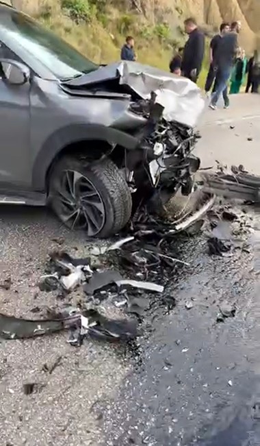 burdurda 3 otomobil carpisti 5 yarali 2 Zv3yLNsH