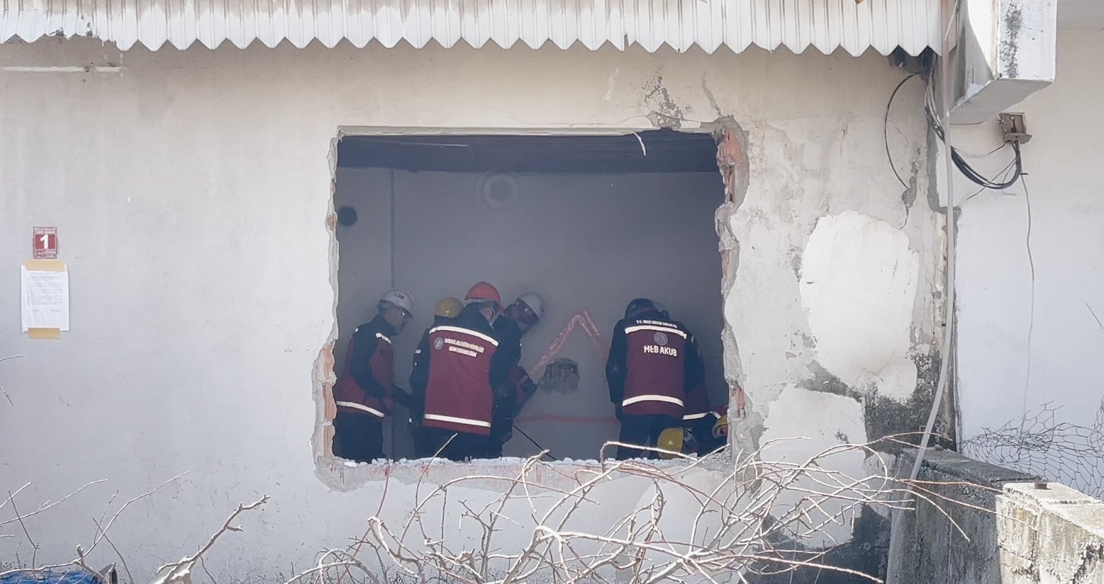burdurda 57 buyuklugundeki deprem tatbikatinda gercegi aratmayan goruntuler 2 mDPzKsRq