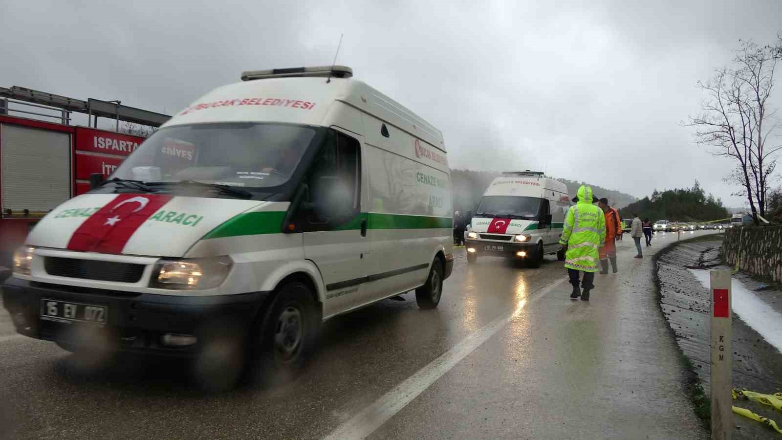 burdurda 7 kisinin hayatini kaybettigi kazada isimler belli oldu 3