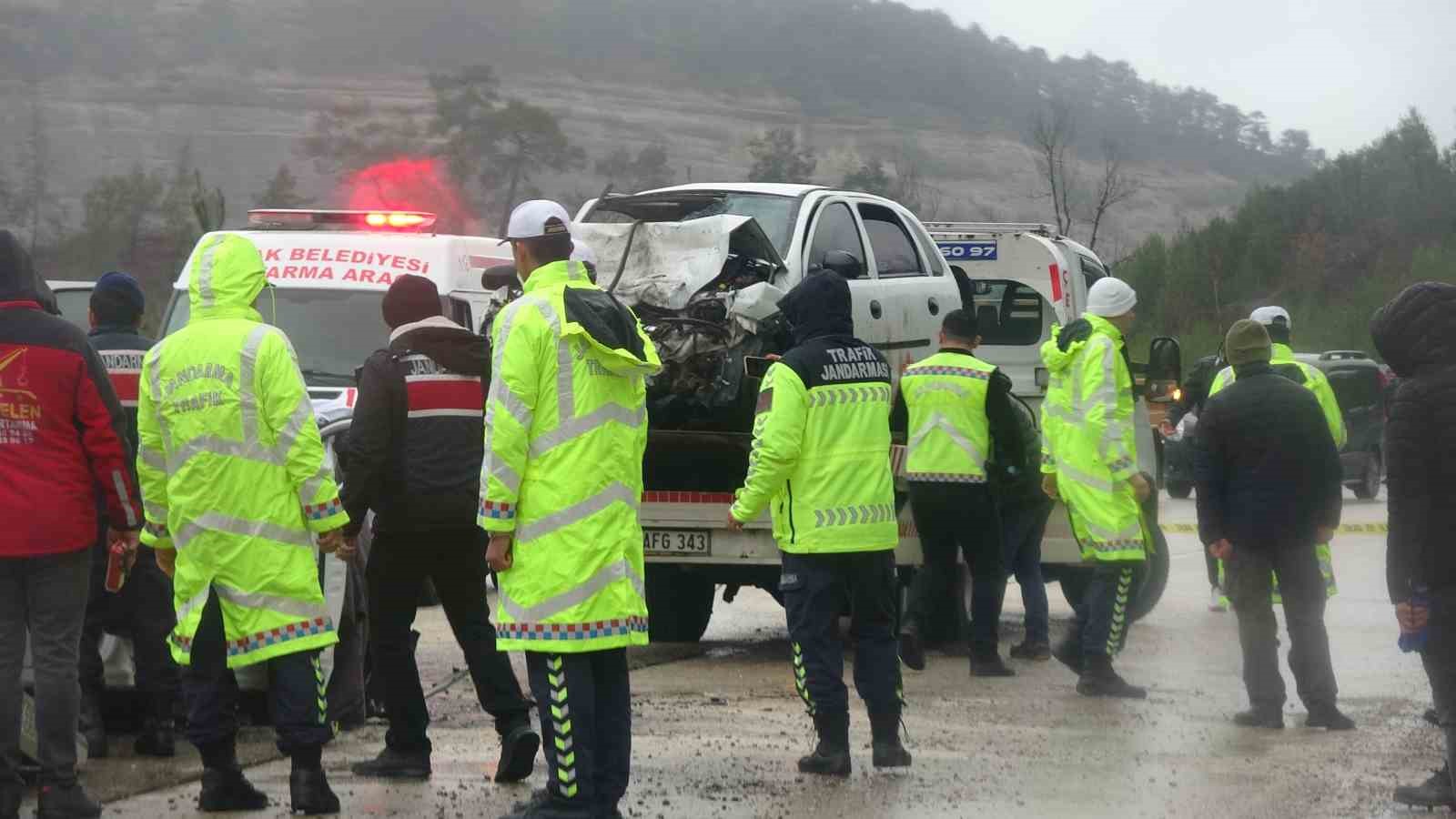 burdurda 7 kisinin hayatini kaybettigi kazada isimler belli oldu 4
