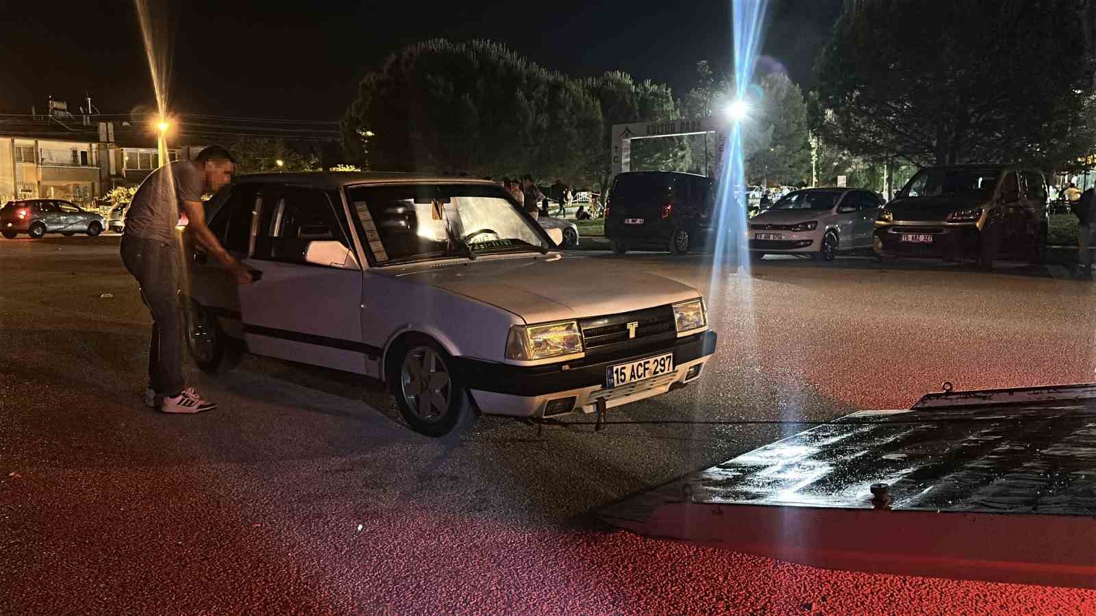 burdurda abarti egzoz kullanilan 2 arac trafikten men edildi 1 12PgChuG