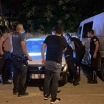 burdurda-aracin-icinde-hareketsiz-bulunan-genc-hastanede-hayatini-kaybetti-FikwOwak.jpg