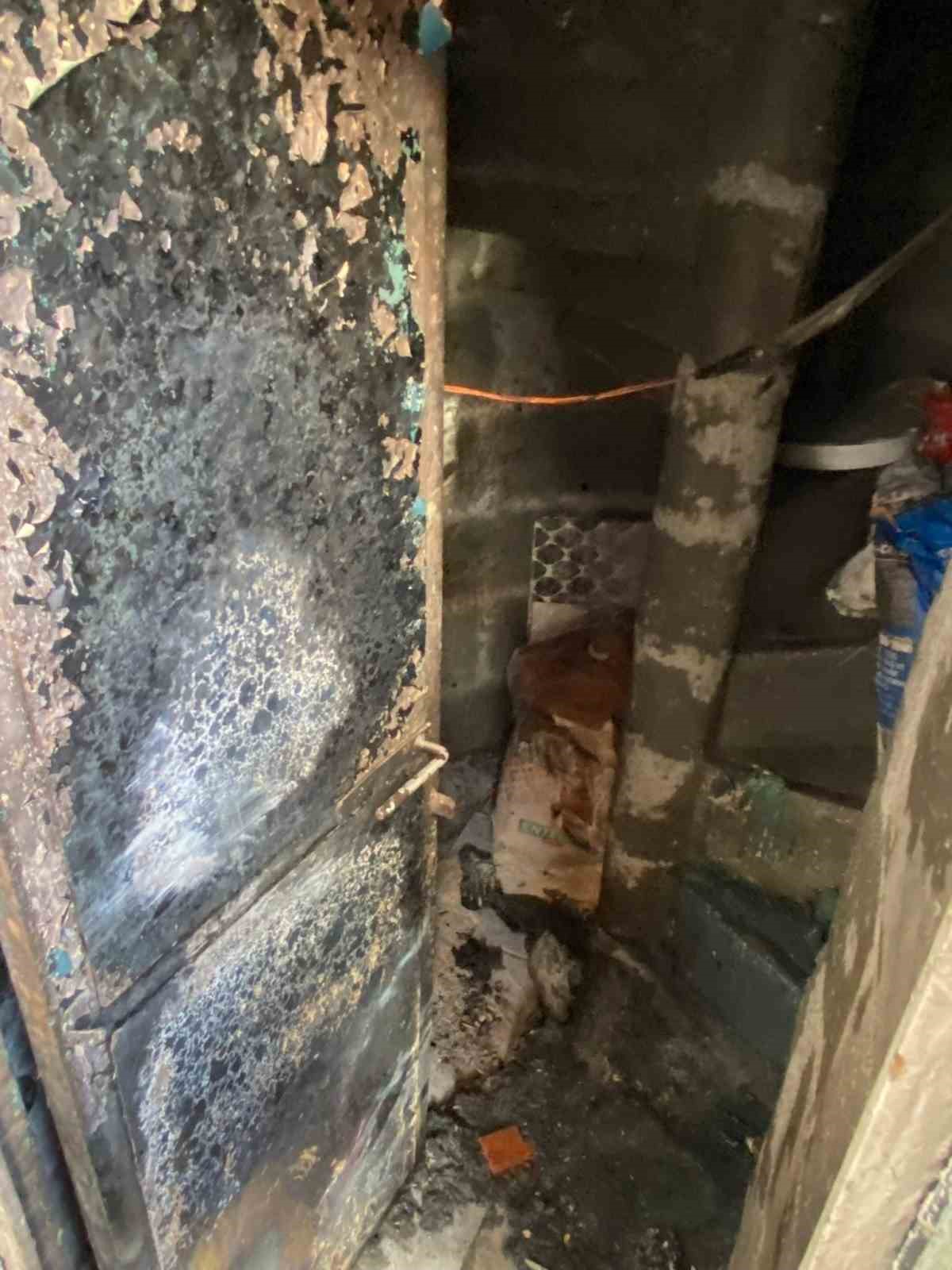 burdurda cami minaresinde yangin korkuttu 4 TFTeJGhR