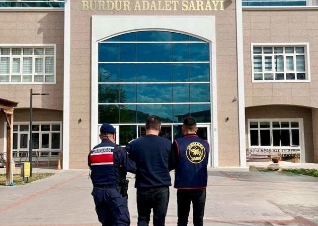 burdurda-celik-kasa-hirsizlari-yakalandi-yJwamAHu.jpg