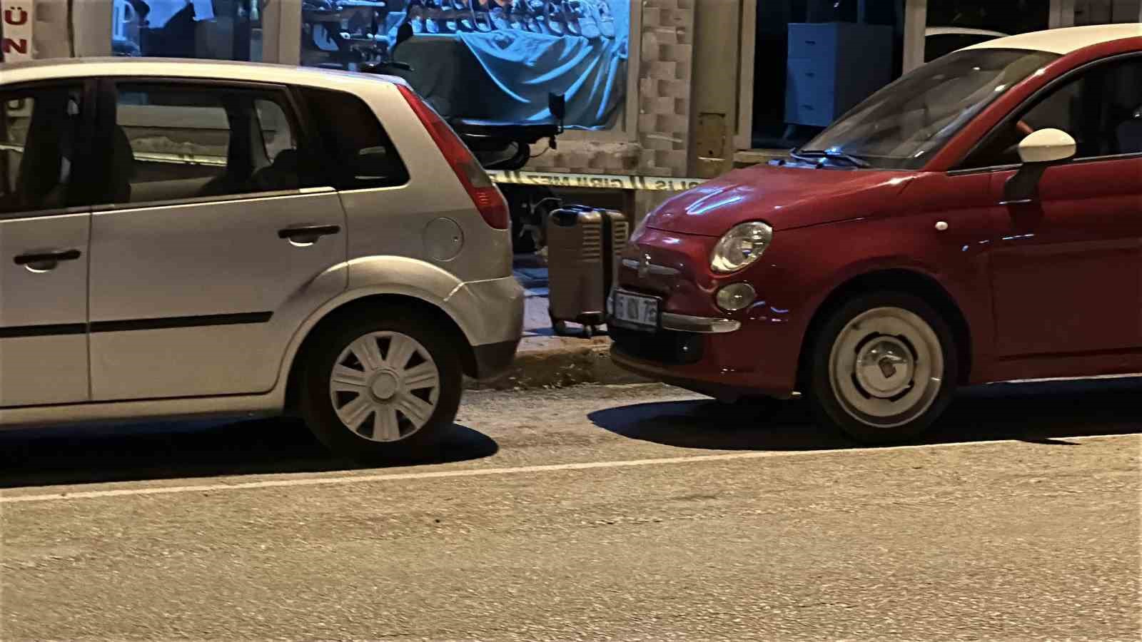 burdurda funyeyle patlatilan valizden esyalar cikti 1 N1Yazbpe