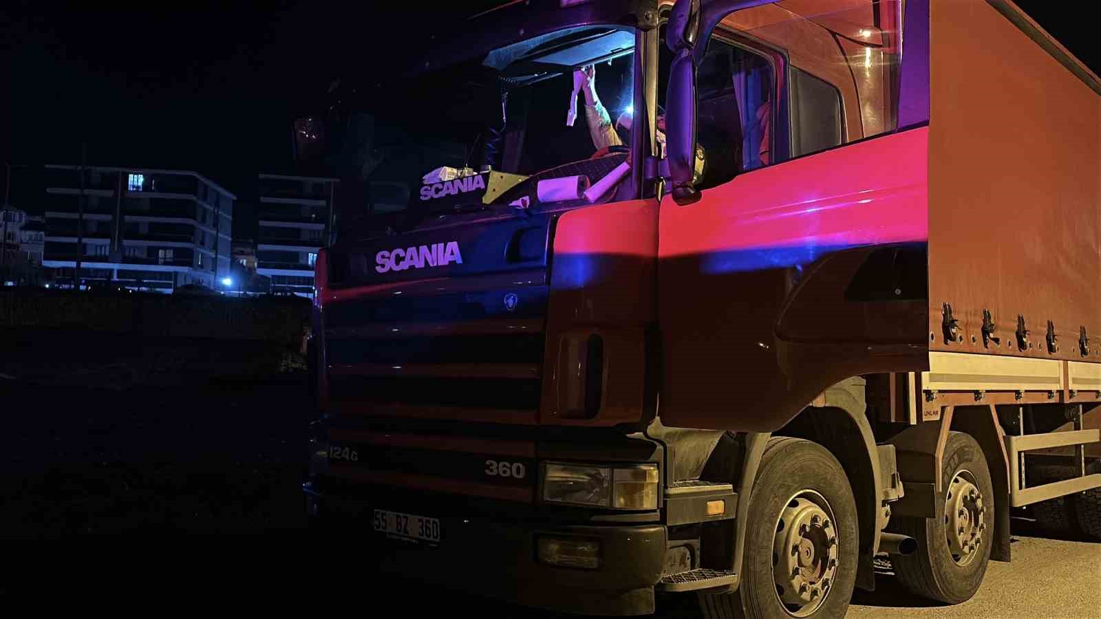 burdurda genc cifti ayiran kazaya sebep olan kamyon surucusu tutuklandi 2 e5zGit3A
