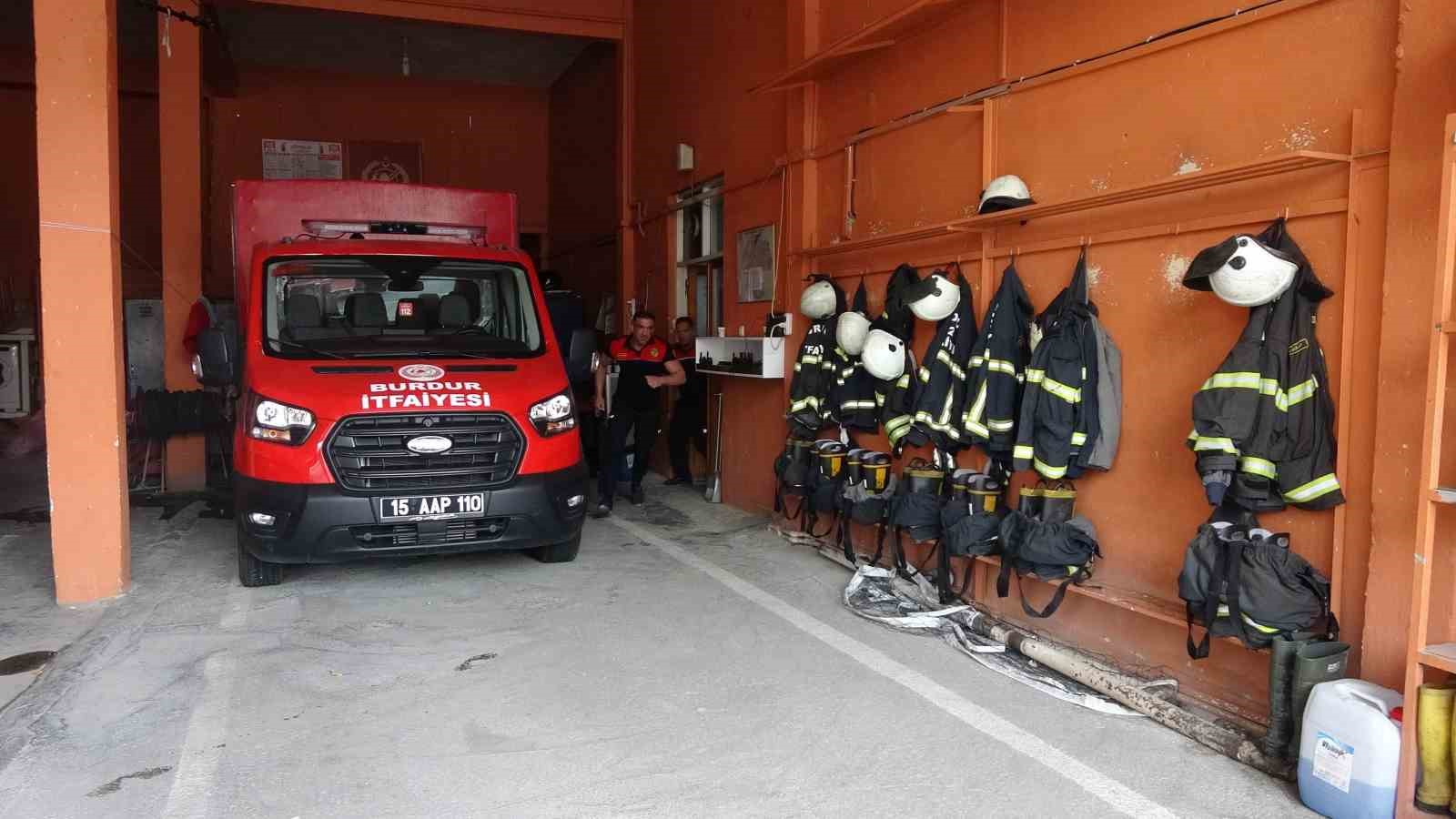 burdurda itfaiye personeli vucut gelistirmede turkiye sampiyonu oldu 2