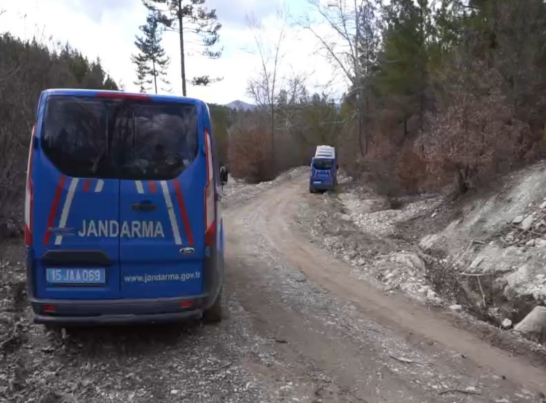 burdurda kayip olarak aranan adam aracinda olu bulundu 1 1TVOuO1b