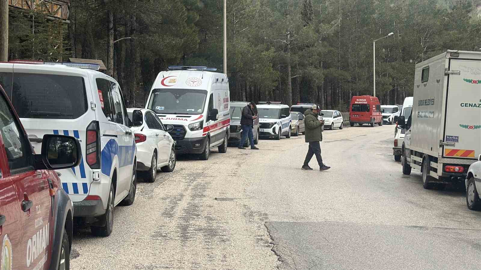 burdurda ormanlik alanda erkek cesedi bulundu 2 iGFlnXhm