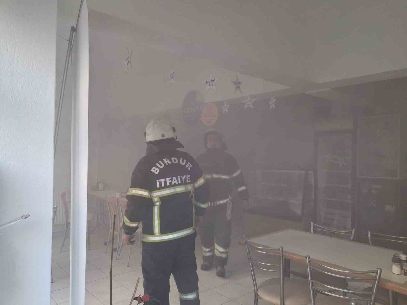 burdurda pide salonunda dogalgaz patlamasi 1 yarali 0 iv7jaUmM