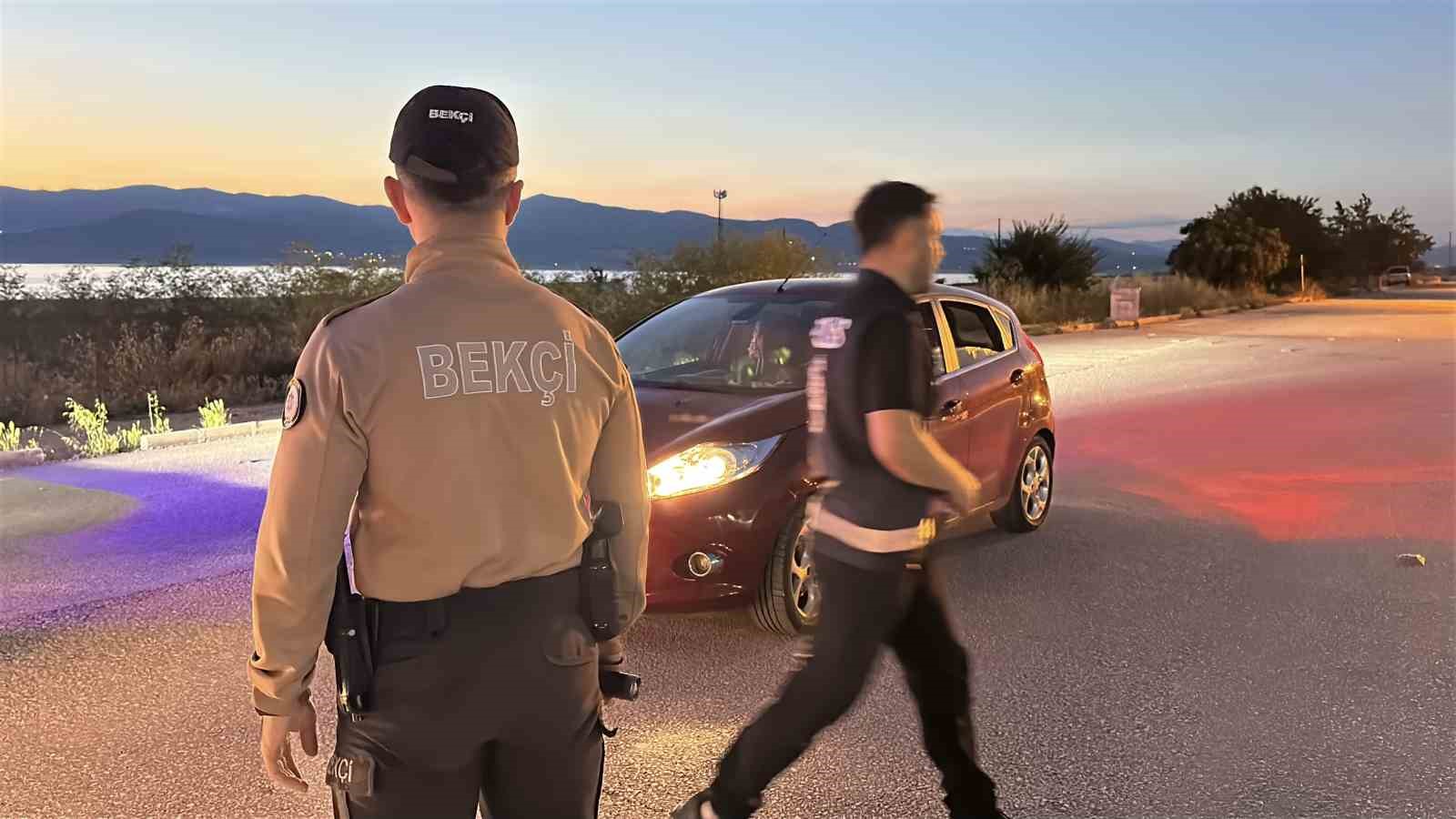 burdurda polis ekiplerinden siki denetim 4 7l1VwTbl