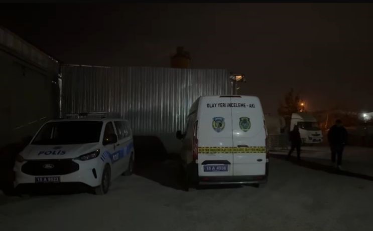 burdurda pres makinesine sikisan isci yaralandi 2 HjE85q2G