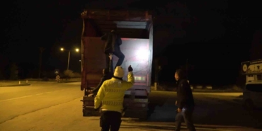 burdurda-sap-karantinasindaki-kupesiz-hayvan-tasiyan-besiciye-400-bin-lira-ceza-xOeA1rT4.jpg