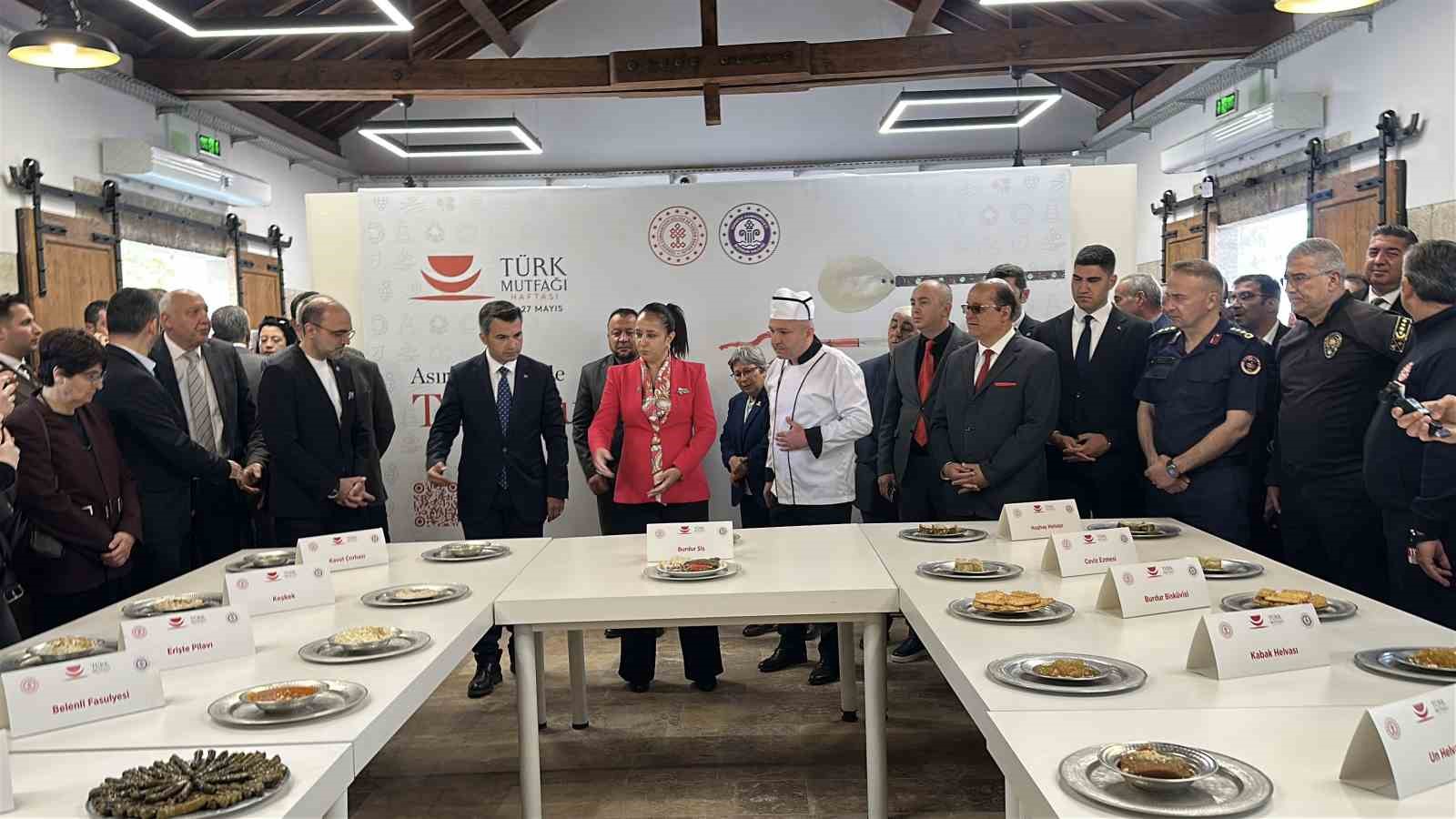 burdurda turk mutfagi haftasinda yoresel lezzetler tanitildi 5 fPKk1NZm