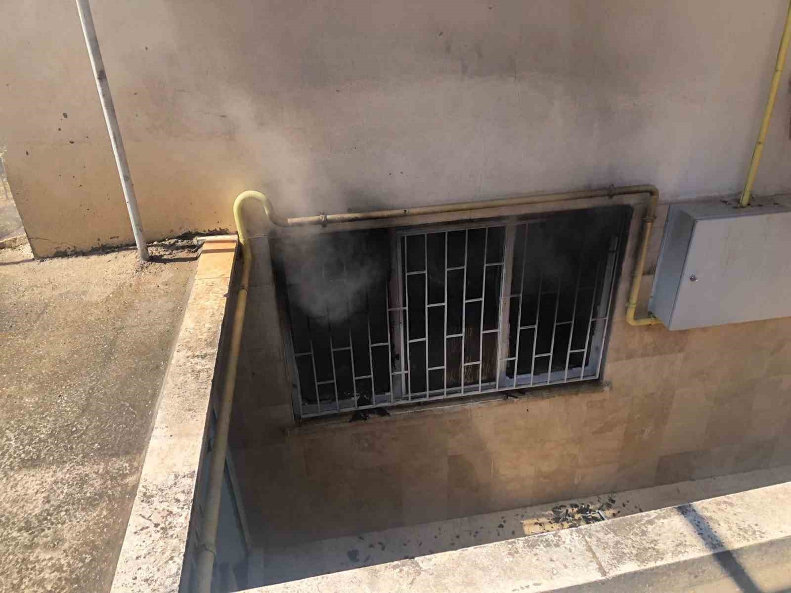 burdurda yanginda mahsur kalan 2 kadini ekipler kurtardi 3 AuDZXOAc