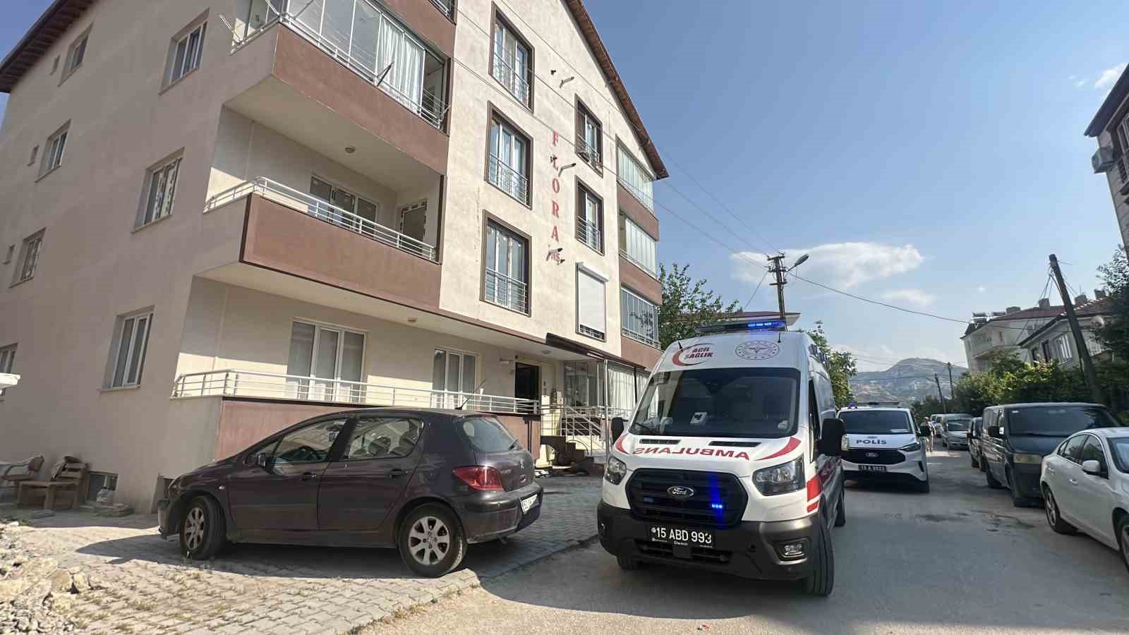 burdurda yasli kadin esi tarafindan evde olu bulundu 2 NC1k7Byh