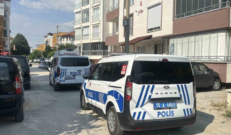 burdurda-yasli-kadin-esi-tarafindan-evde-olu-bulundu-bYl5EmEA.jpg