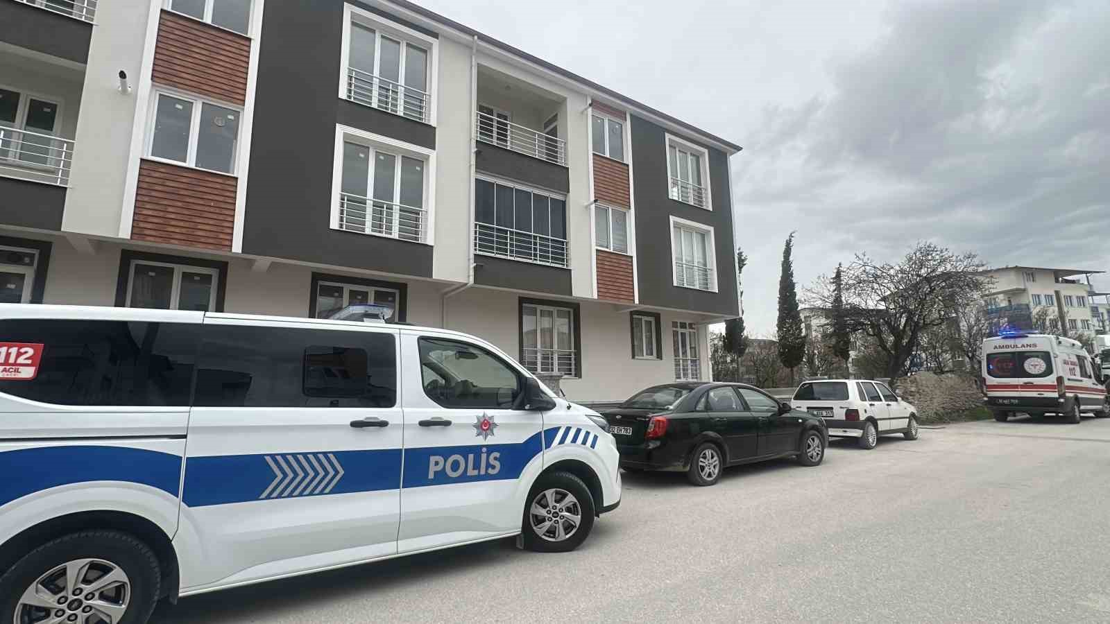 burdurda yasli kadin evinde olu bulundu 0 sLVNssuP