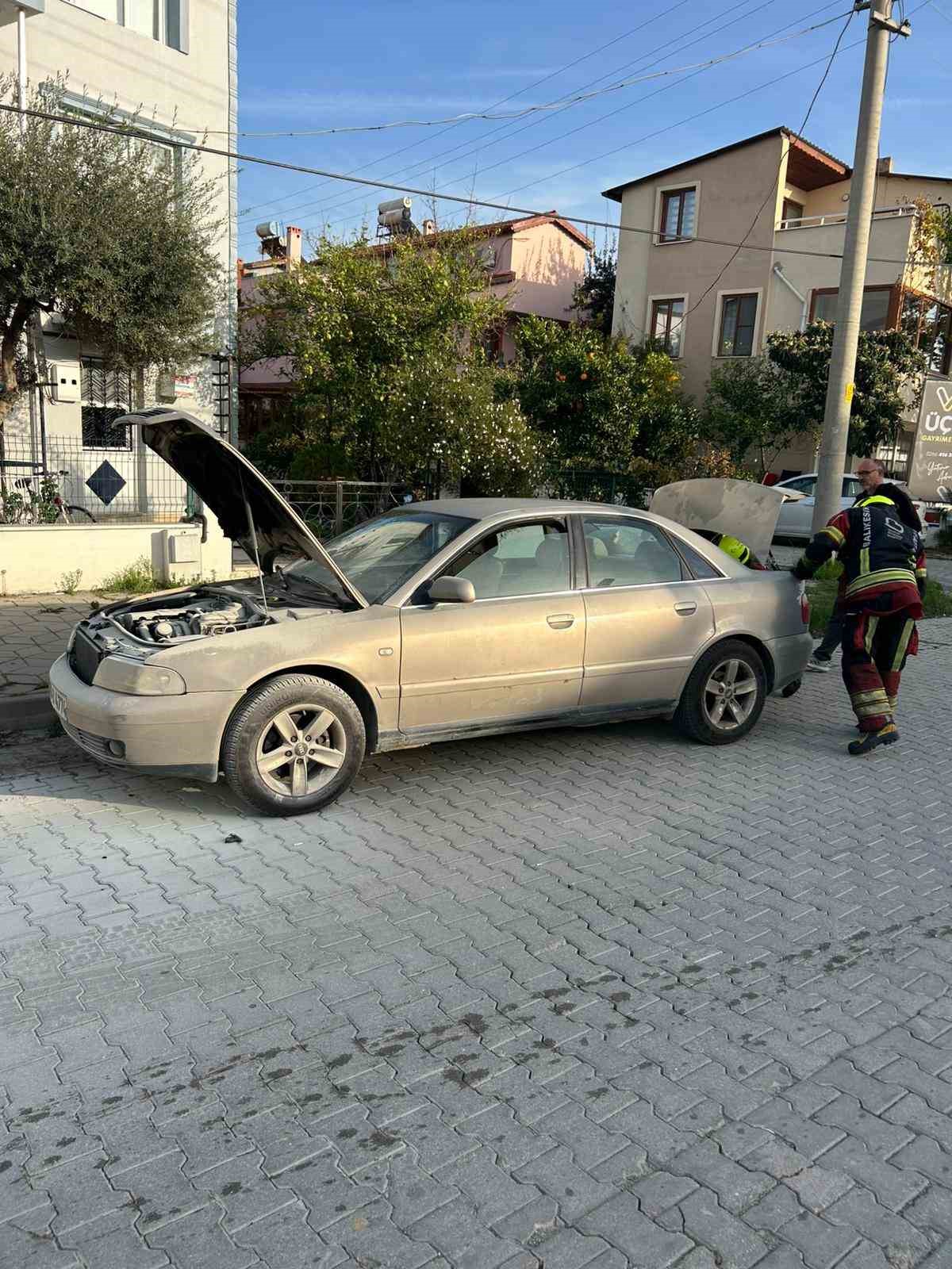 burhaniyede seyir halindeki otomobilde yangin 0
