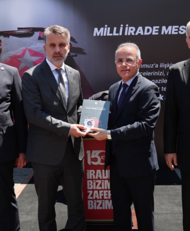 bursa-15-temmuz-anma-programi-sehitlik-ziyaretleriyle-basladi