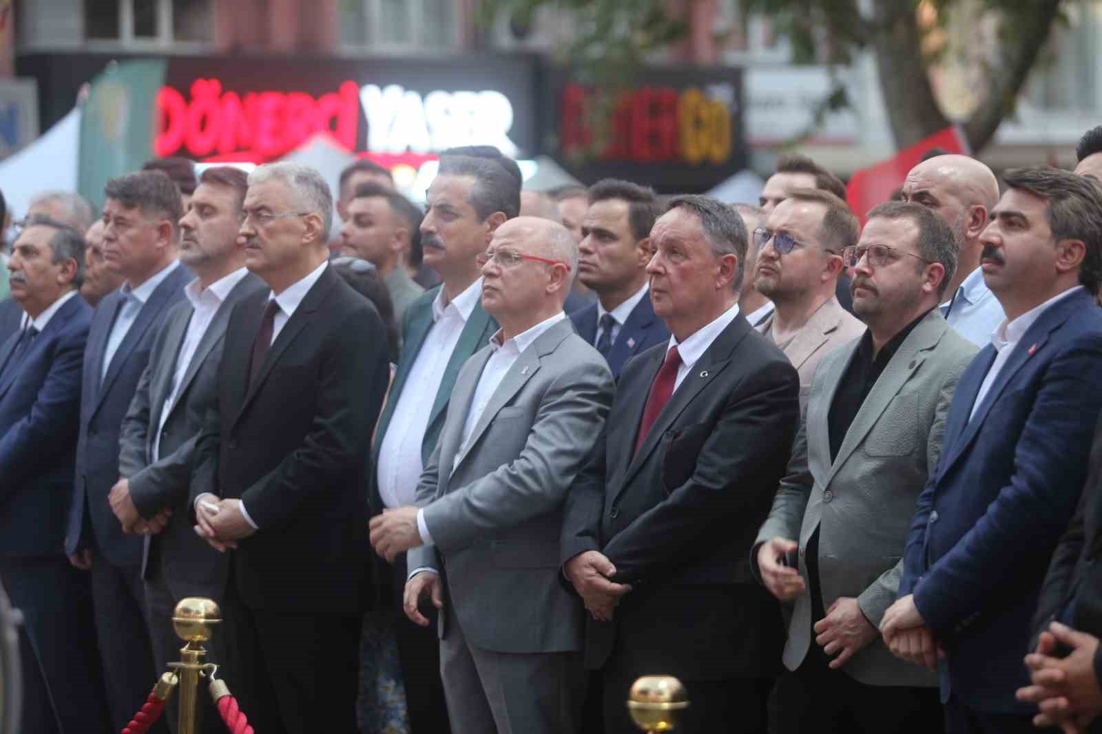 Bursa 15 Temmuz’un 10. yılında tek yürek 4 bursa 15 temmuzun 10 yilinda tek yurek 0 KwTapmi8