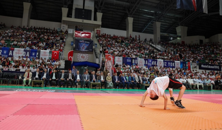 bursa-30-bin-cocuk-yaz-tatilini-sporla-degerlendirecek