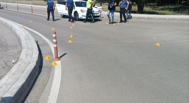 bursa adliyesinde bosanma davasi gerginligi silahla ates acildi 5 gozalti 3