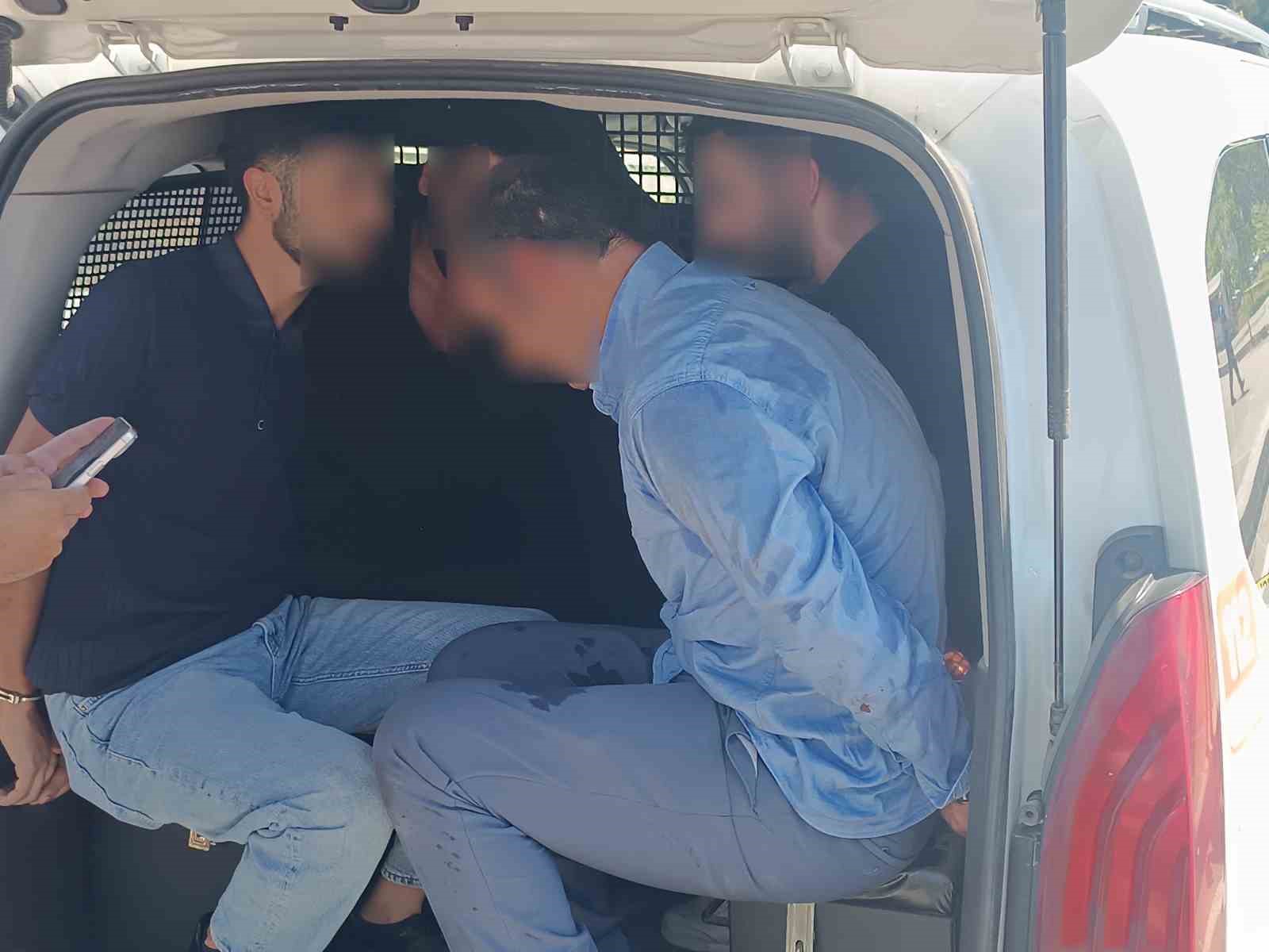 bursa adliyesinde bosanma davasi gerginligi silahla ates acildi 5 gozalti 5 RPpGQ5mY