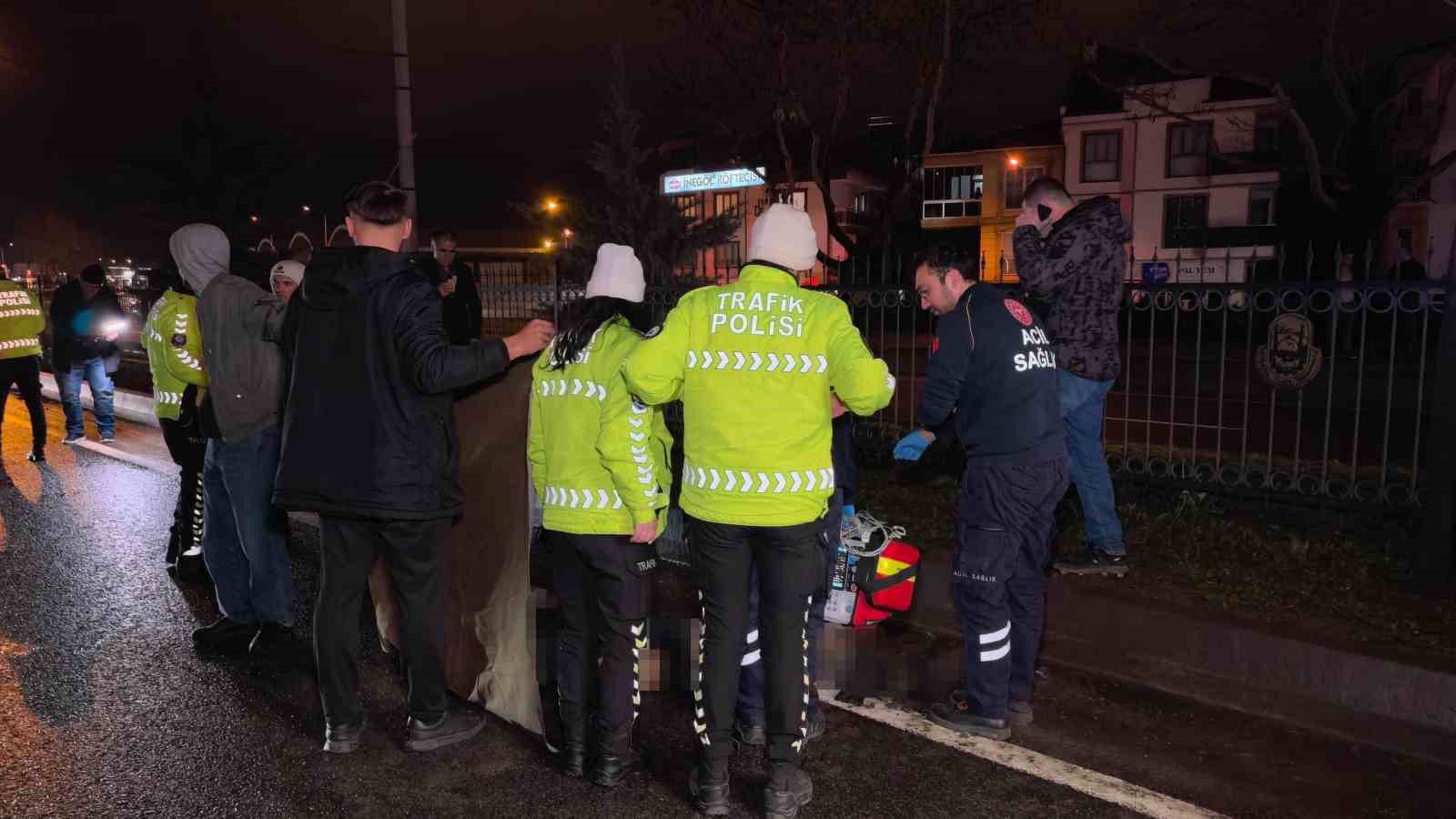 Bursa-Ankara karayolunda feci kaza: 1 ölü 6 bursa ankara karayolunda feci kaza 1 olu 2 Z9Q8UY3F