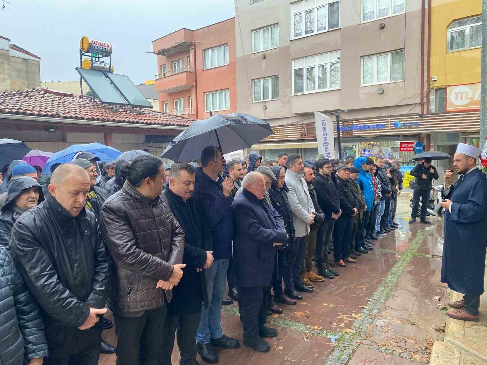 bursa basin dunyasinin cinari vefat etti 2 UCpGlppf