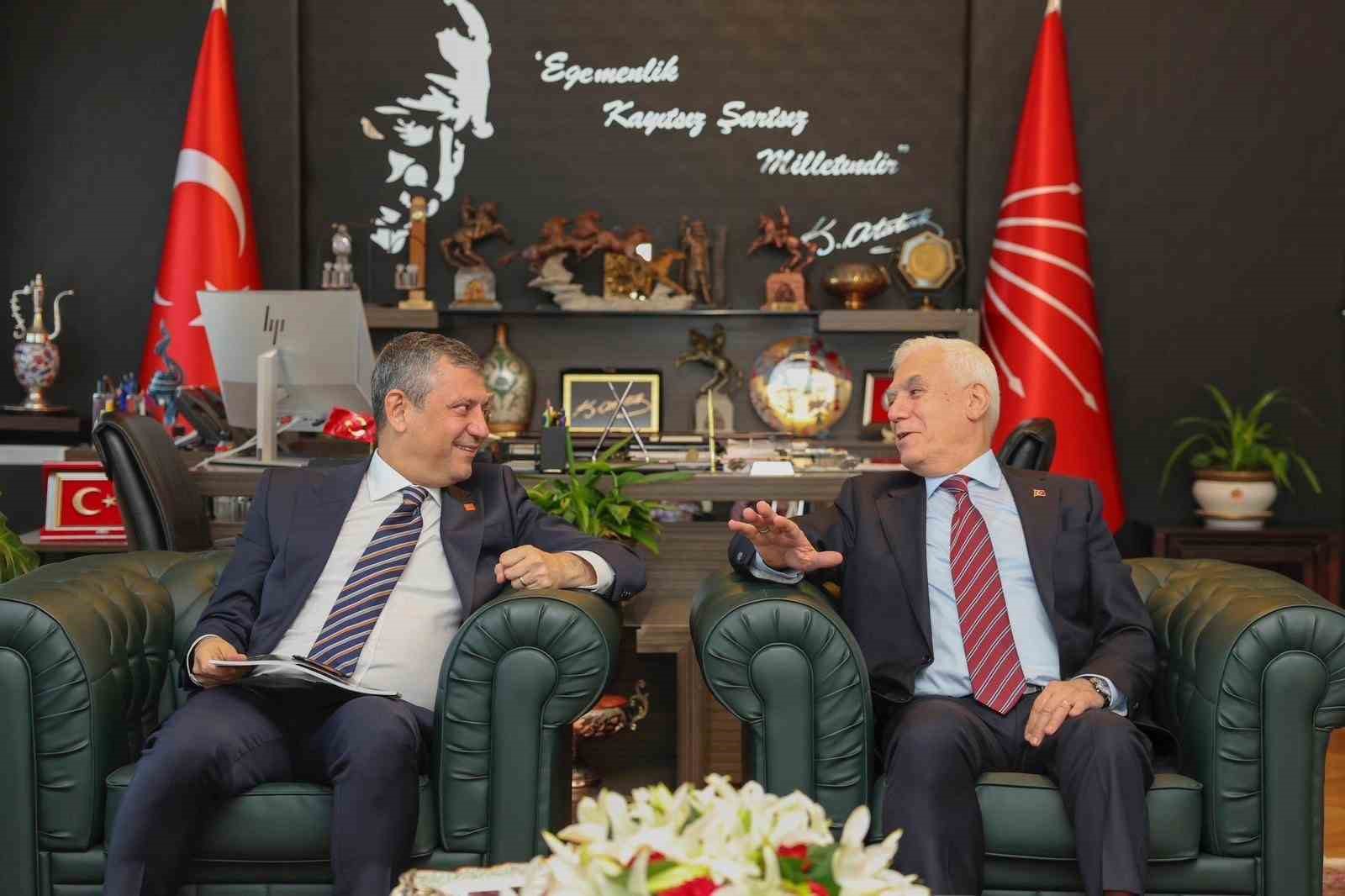 bursa buyuksehir belediye baskani bozbeyden genel baskan ozele ziyaret 0 qFWz3gC2