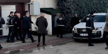 bursa-buyuksehir-belediye-baskani-mustafa-bozbey-tutuklandi-Eb1RmDD5.jpg