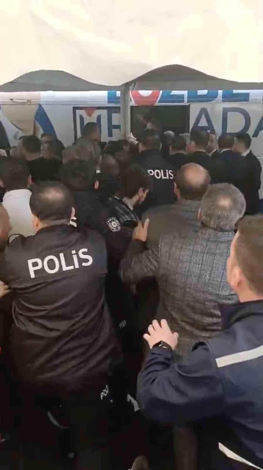 bursa buyuksehir belediye baskani mustafa bozbeye saldiri girisimi 2 WOlvSsF6