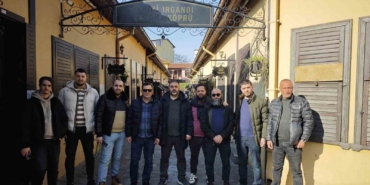 bursa-buyuksehir-belediyesi-cezayirli-turizm-acentelerini-agirladi-nQbfw2D6.jpg
