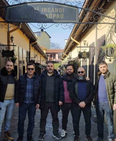 bursa-buyuksehir-belediyesi-cezayirli-turizm-acentelerini-agirladi-nQbfw2D6.jpg