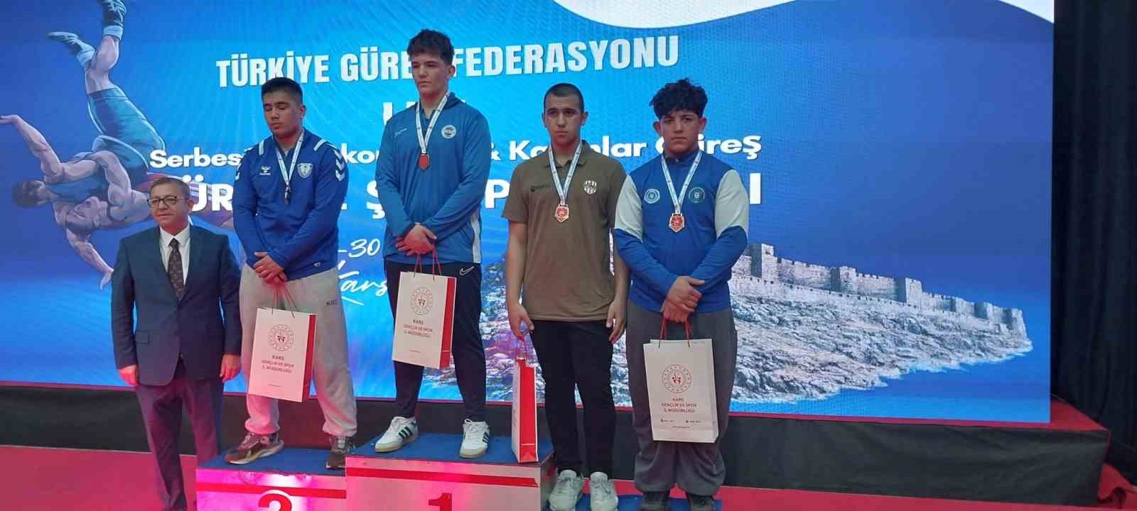 bursa buyuksehir belediyesporlu guresciler turkiye sampiyonasinda 3 madalya kazandi 1 BNBBfRaz
