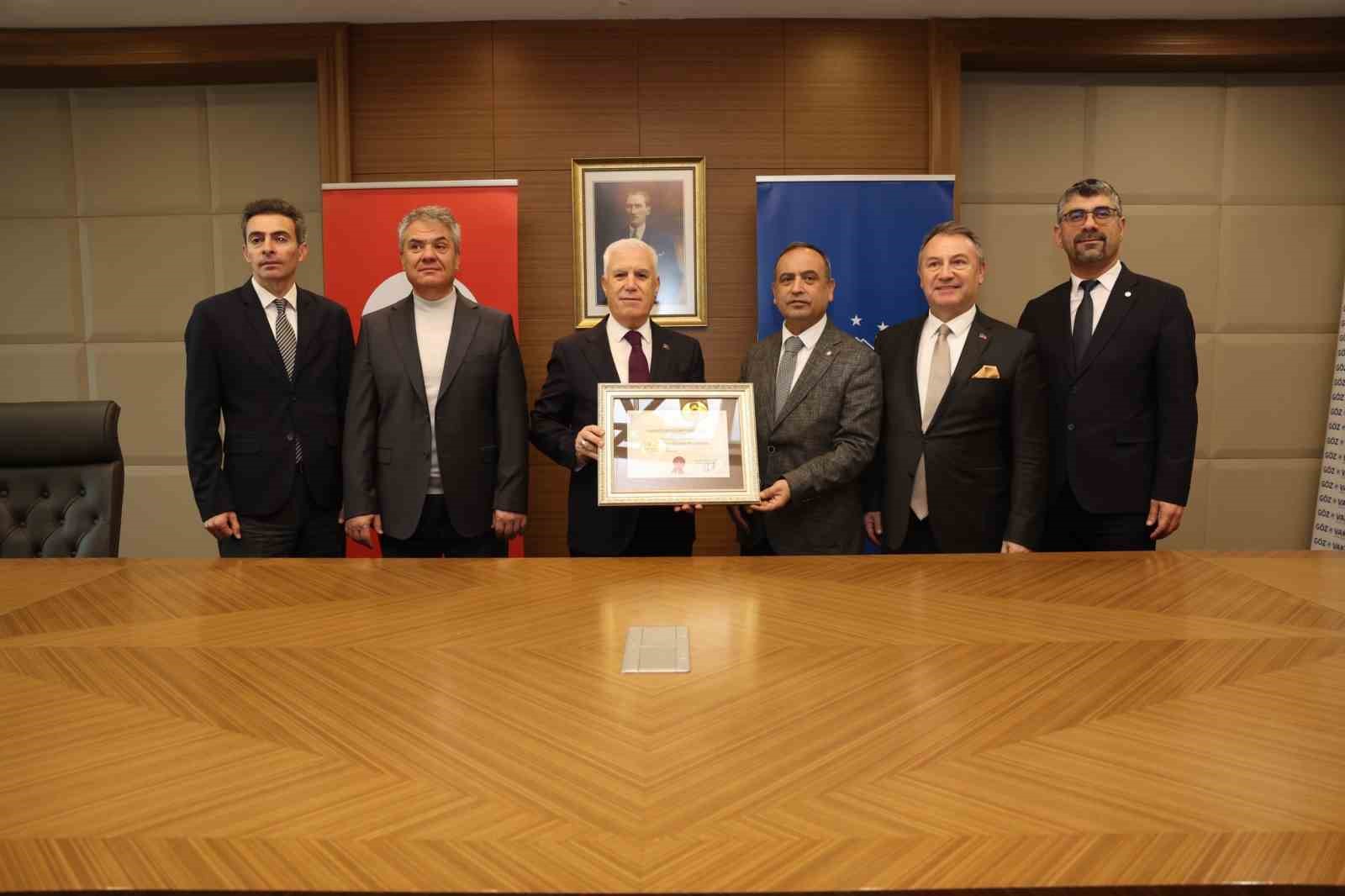 bursa buyuksehir sagligi gelistiren belediye unvanini yeniledi 3 2t21z6SJ