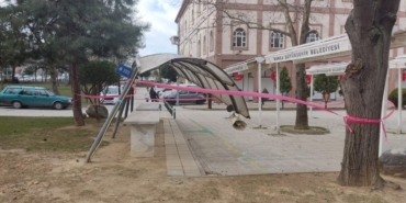 bursa-buyuksehir-siddetli-ruzgara-karsi-teyakkuzda-LJEKRQru.jpg