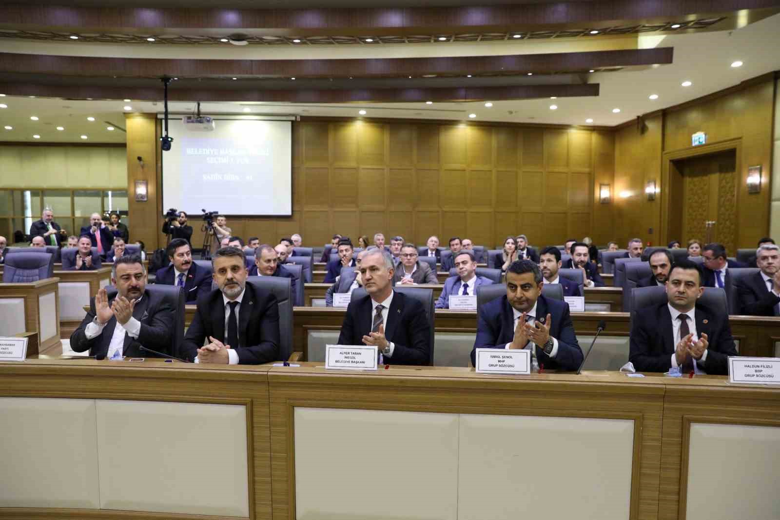 bursa buyuksehirde baskanvekilligine sahin biba secildi 1 E6tJ2Bp6