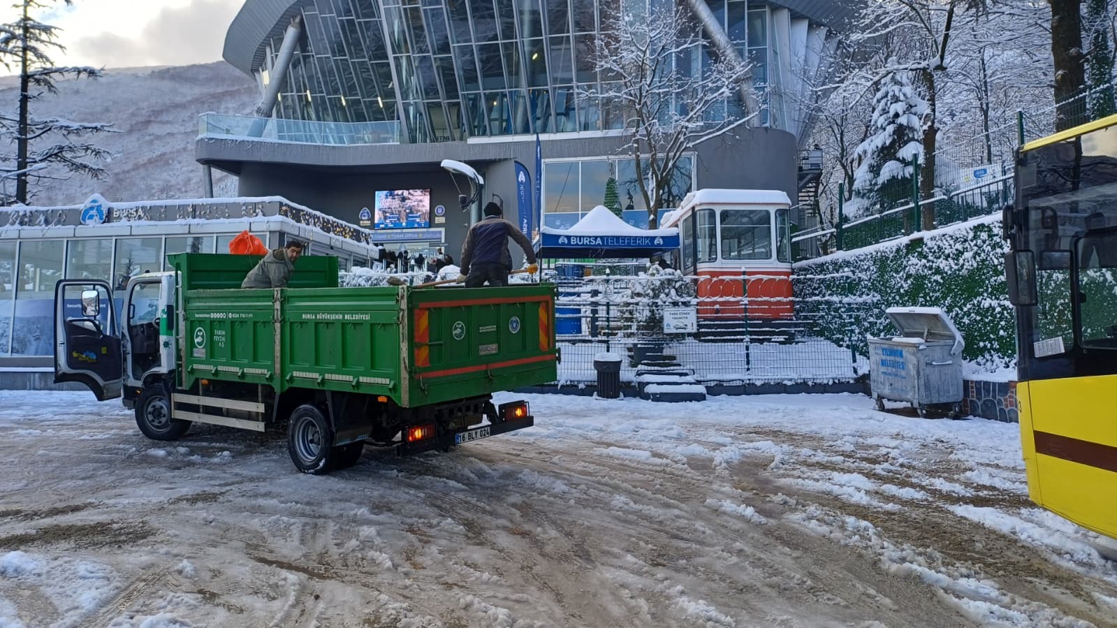 bursa buyuksehirde kis mesaisi suruyor 0 jm5qqF4z