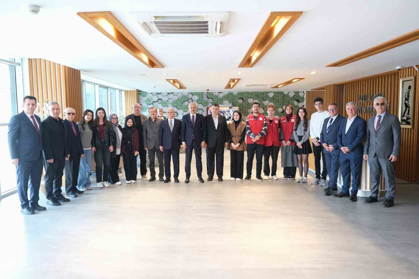 bursa cumhuriyet bassavcisi ramazan solmaz mudanya universitesinde genclerle bulustu 0 HmtuDytM