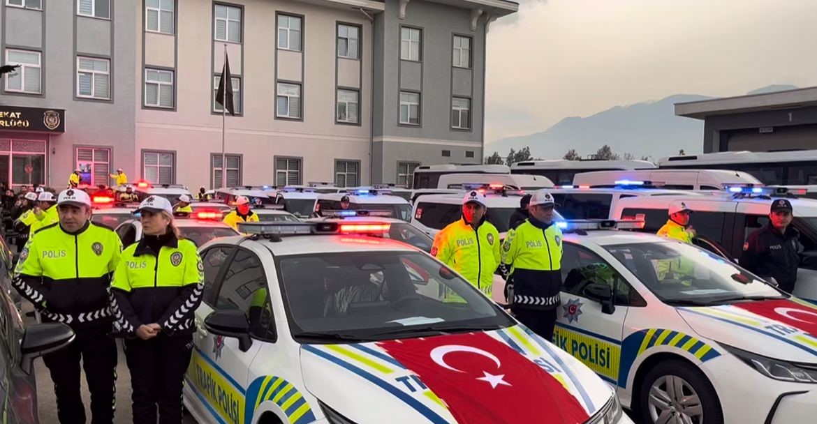 bursa emniyeti arac filosunu guclendirdi 119 yeni arac teslim edildi 1 QabsyZBF
